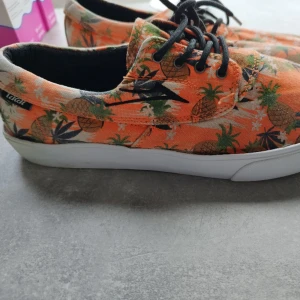 Lakai storlek 41 - Skor från Lakai storlek 41 Använd fåtal gånger  + Spårbar frakt  