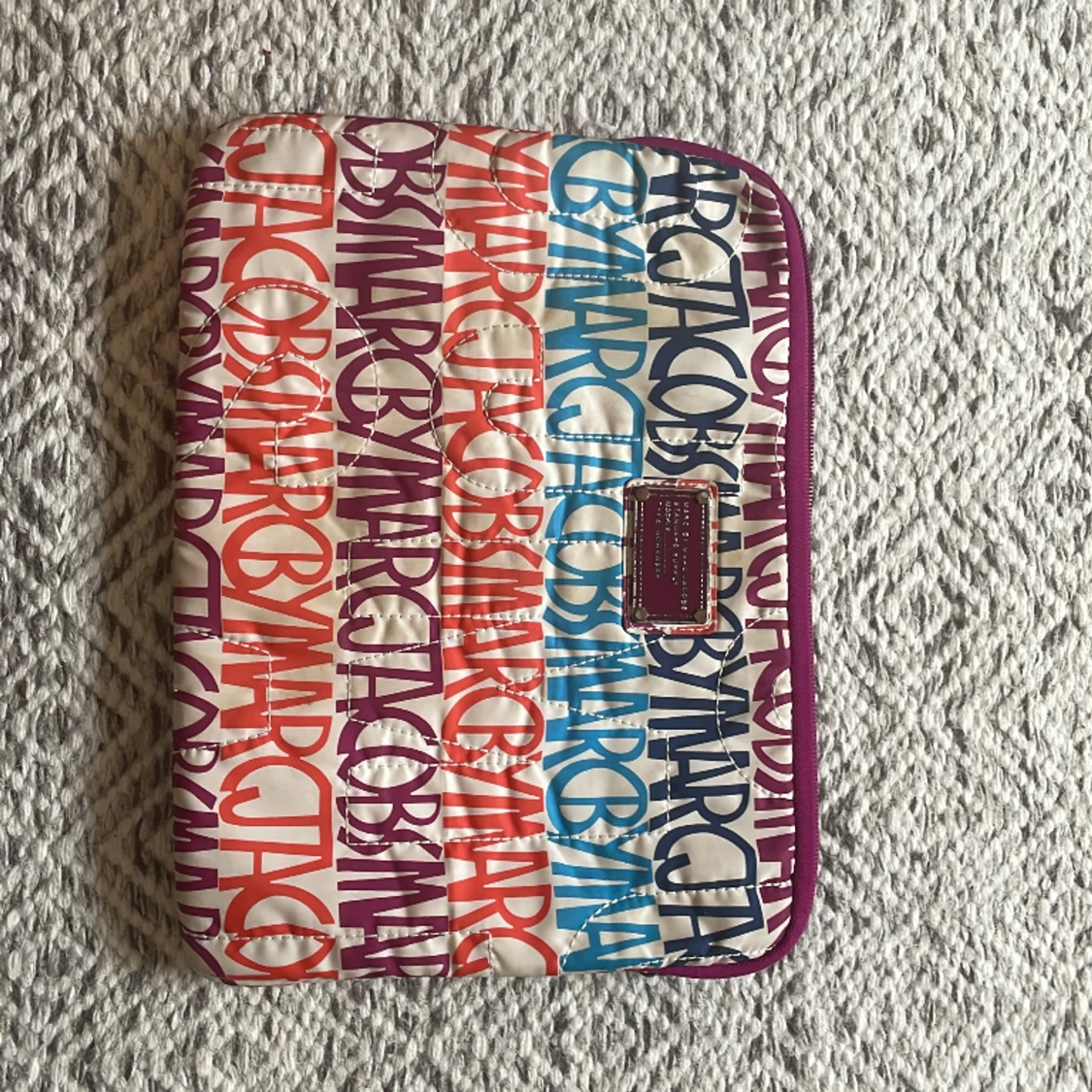 Marc Jacobs datorfodral 