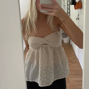 Virkad topp - En fin virkad topp som liknar den från zara, sitter verkligen jättebra o är jätteskön