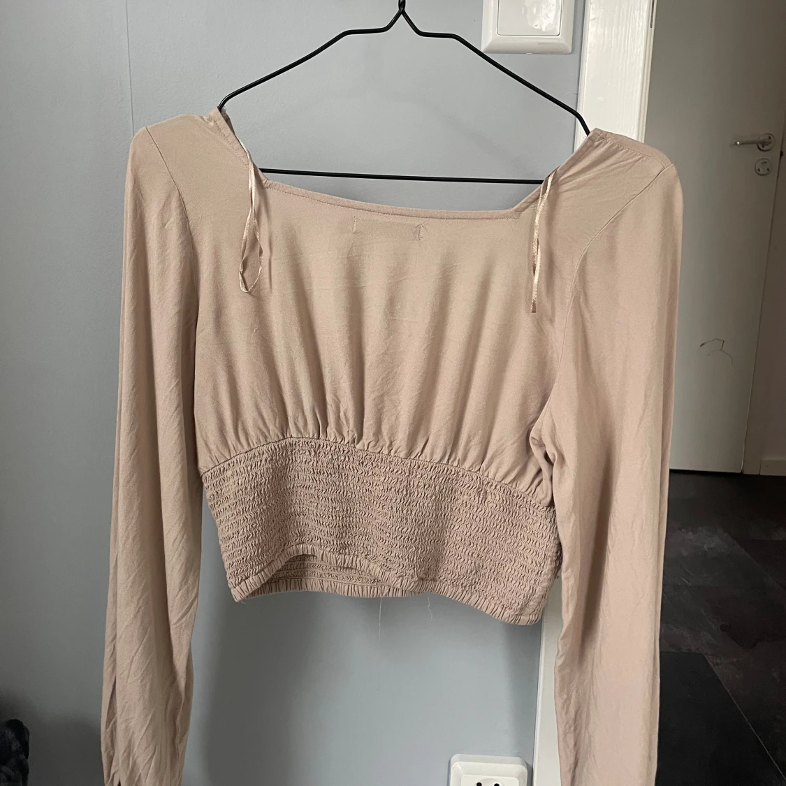 Beige långärmad topp  - 91