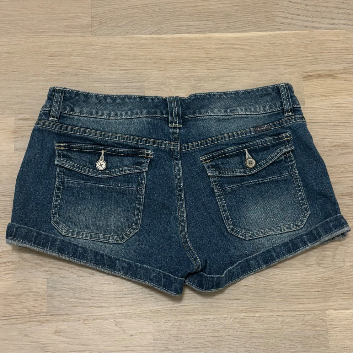 Lågmidjade jeansshorts - 91