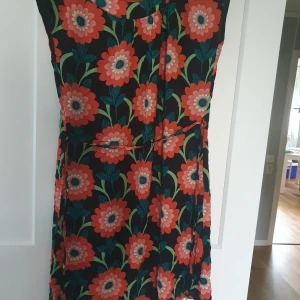 Klänning  - Oanvänd 