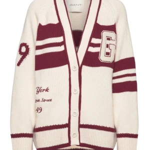 Gant kofta - Kofta ifrån Gant storlek S. Koftan är sparsamt använd!