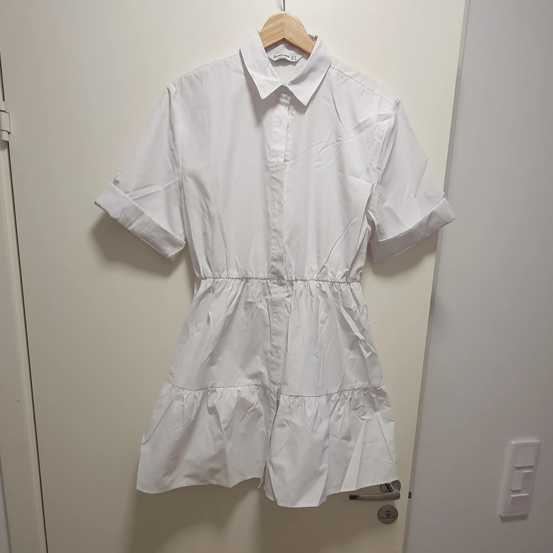 Vit skjortklänning 