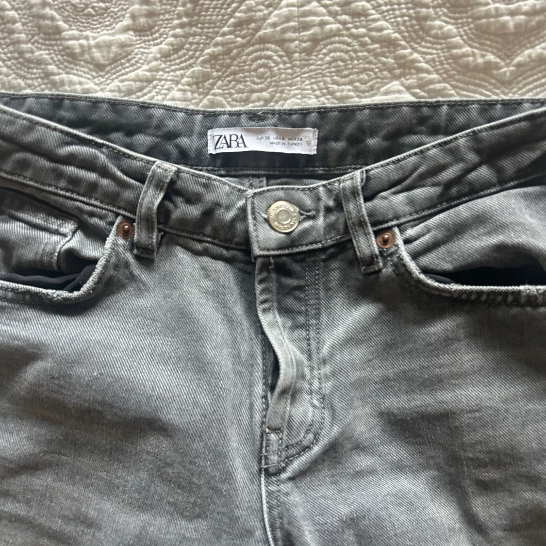 Populära zara jeans - 90