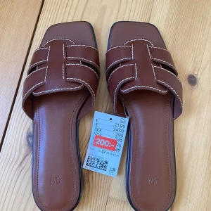 Sandaler - Fina sandaler, aldrig använda. Storlek 37🌸
