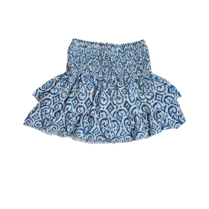 Supersöt kjol  - Kjol från Meet me there, köpt förra sommaren men sparsamt använd utan några defekter. Ny pris 400kr🥰