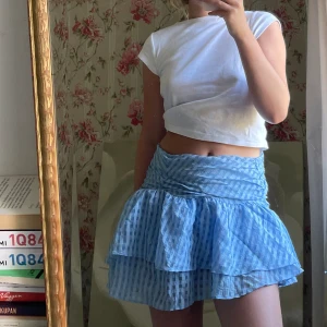 Kjol  - Söt kjol som jag inte längre använder 