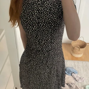 Blommig sommarklänning  - Används inte🖤