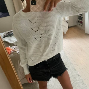 Stickad tröja  - Super fin stickad tröja, mycket bra sick❤️