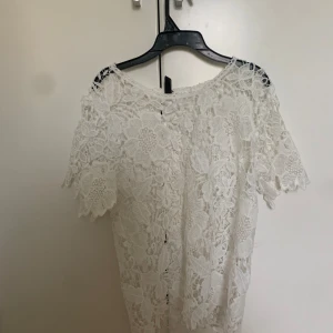 Spets topp - Jättefin!!