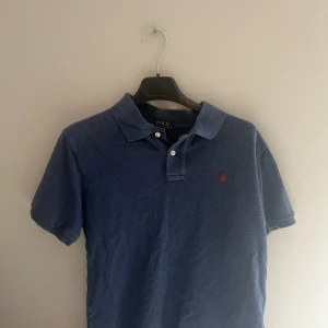 Snygg Ralph lauren pike - Snygg pike, knappt använd som köptes för 1099kr, pris kan diskuteras vid snabb affär.