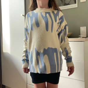 Stickad tröja - Fint skick