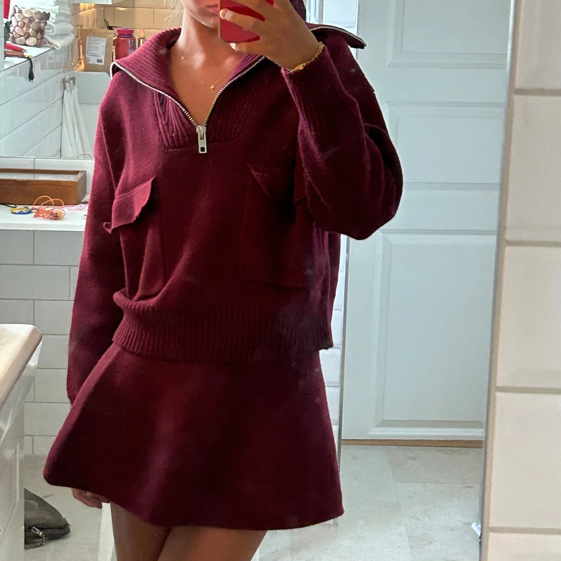 Rött stickat sett - 91