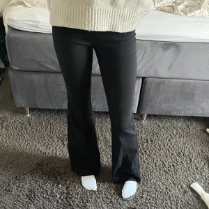 Kostymbyxa - Kostymbyxor från Zara❤️