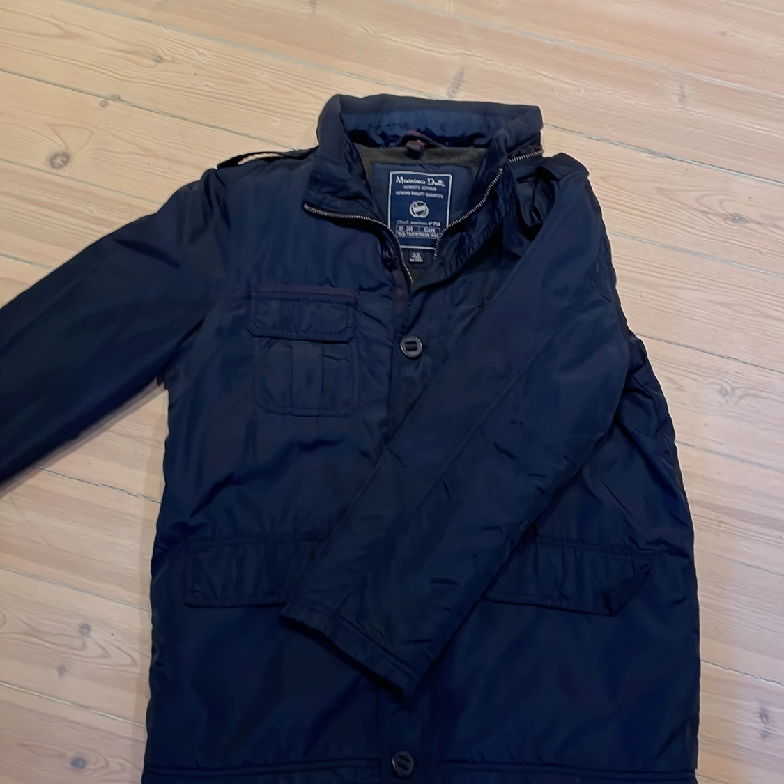 MASSIMO DUTTI  - 90