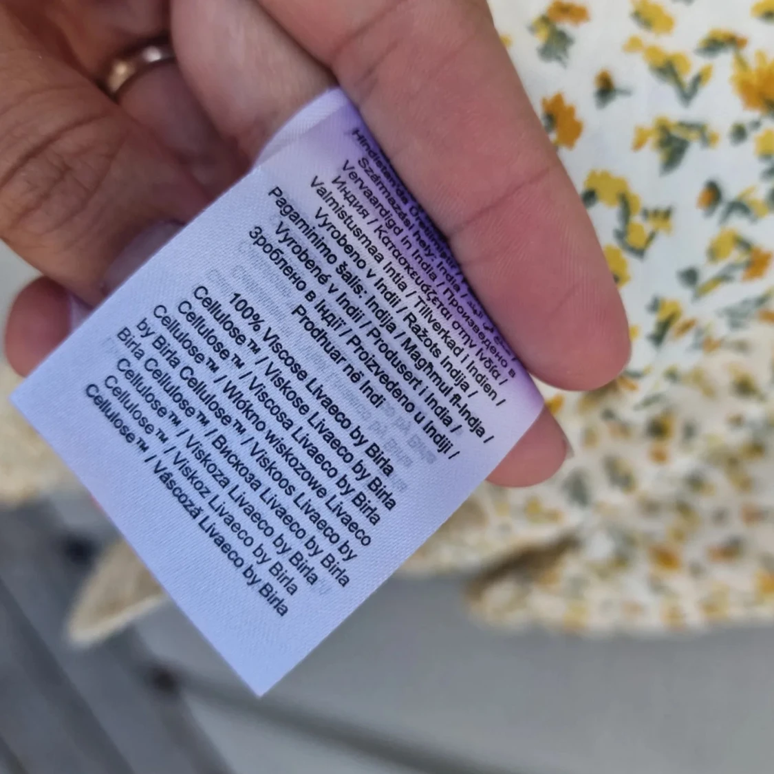 Blommig klänning  - 92