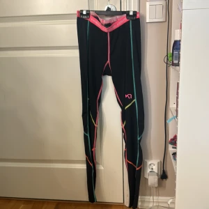  Fina träningsleggings -  Fina träningsleggings använd ett fåtal gånger i storlek S