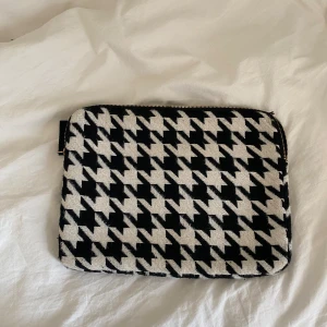 Datorfodral - Passar perfekt till skoldatorn!