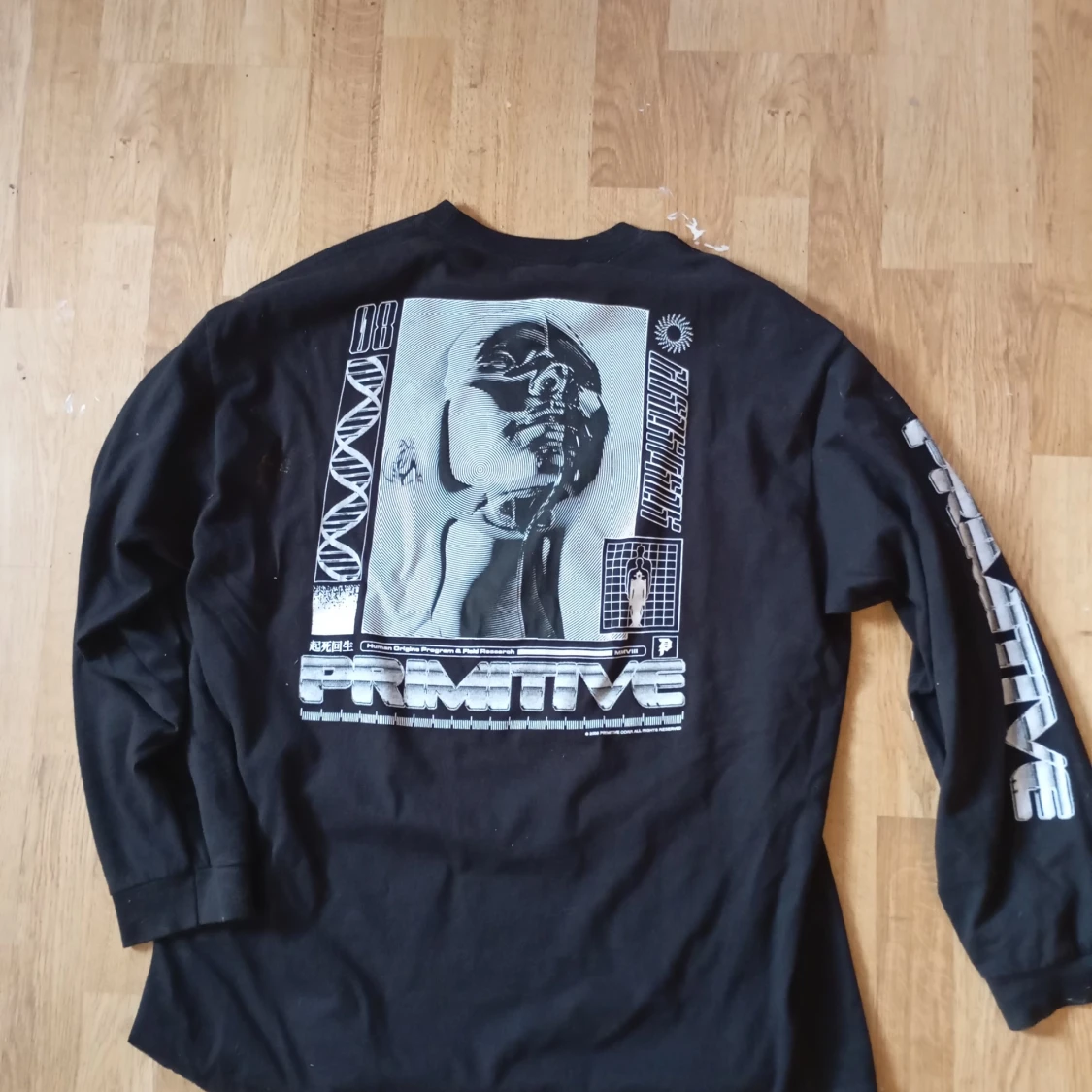 Primitive Long sleeve 