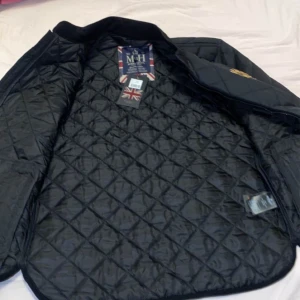 Morris jacka  - Säljer min helt nya Morris jacka  