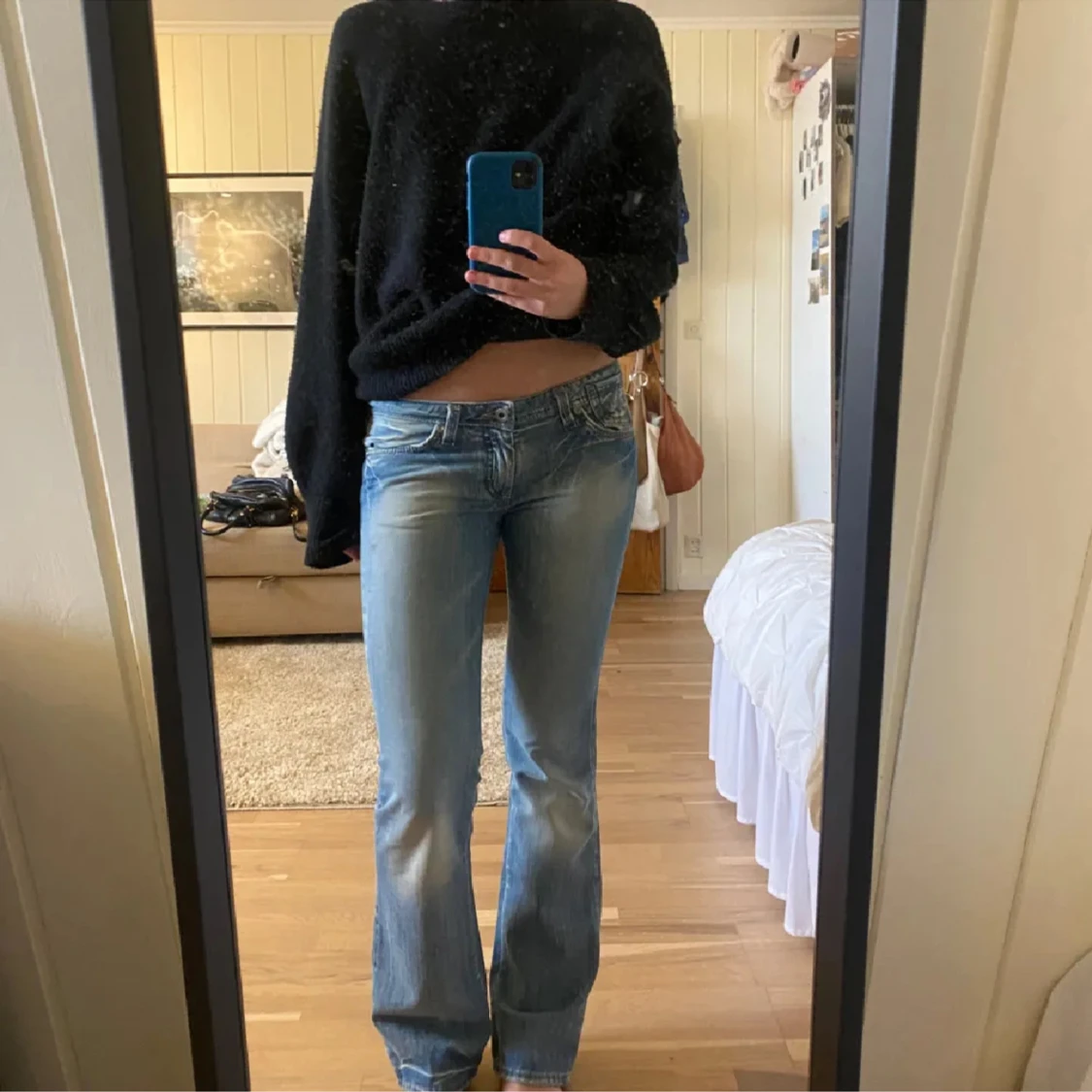 lågmidjade jeans