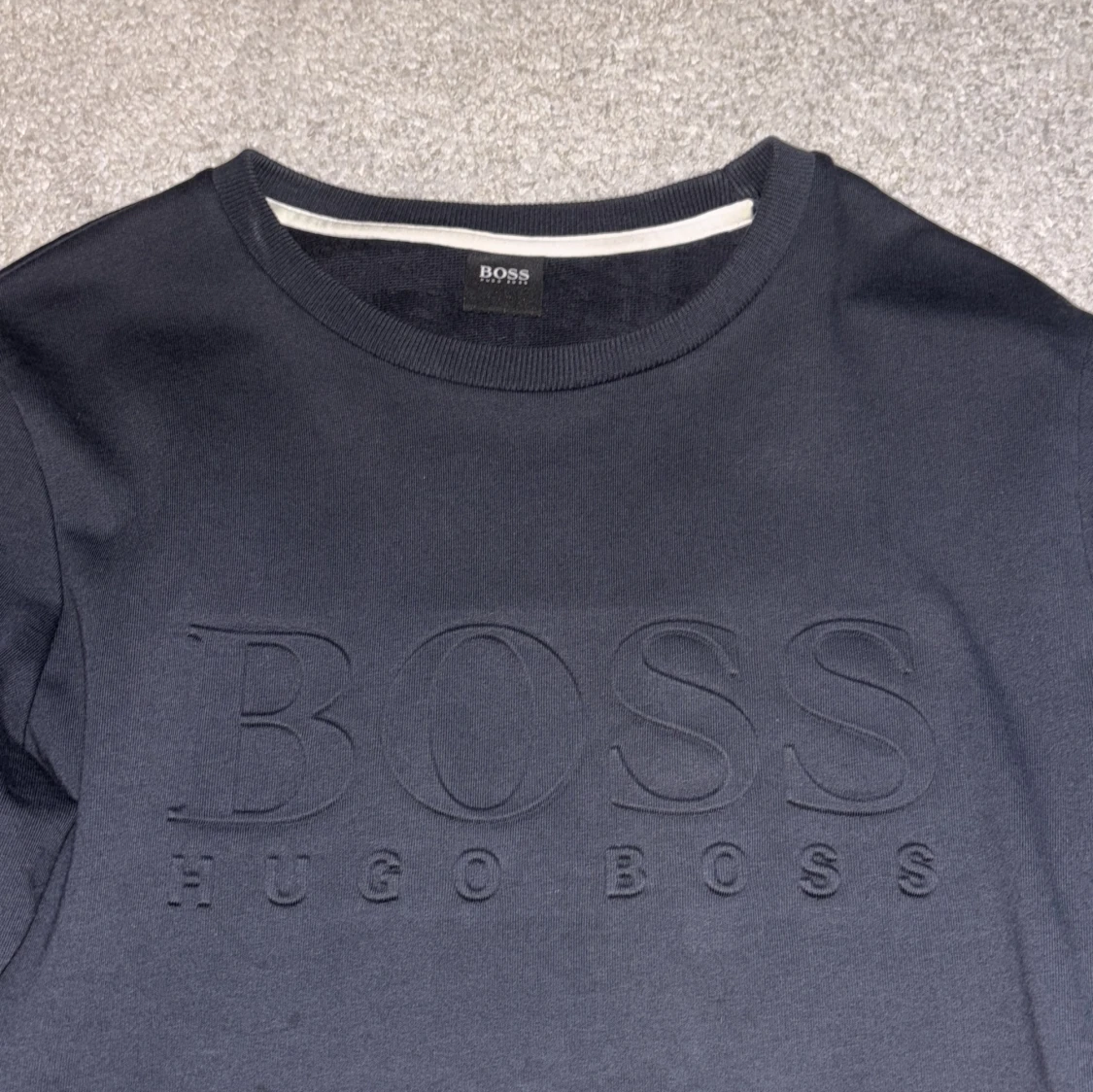 Svart tröja från Hugo Boss - 90