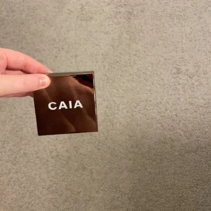 Caia - bronzer - Säljer min oanvända bronzer från Caia , kom privat för mer frågor eller bilder 🫶🏻