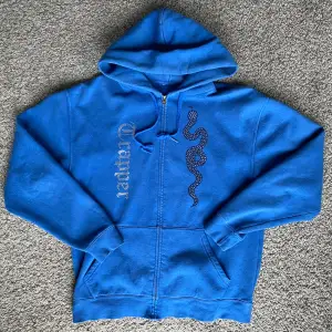 Hoodie från made by trappers. Nypris 800kr