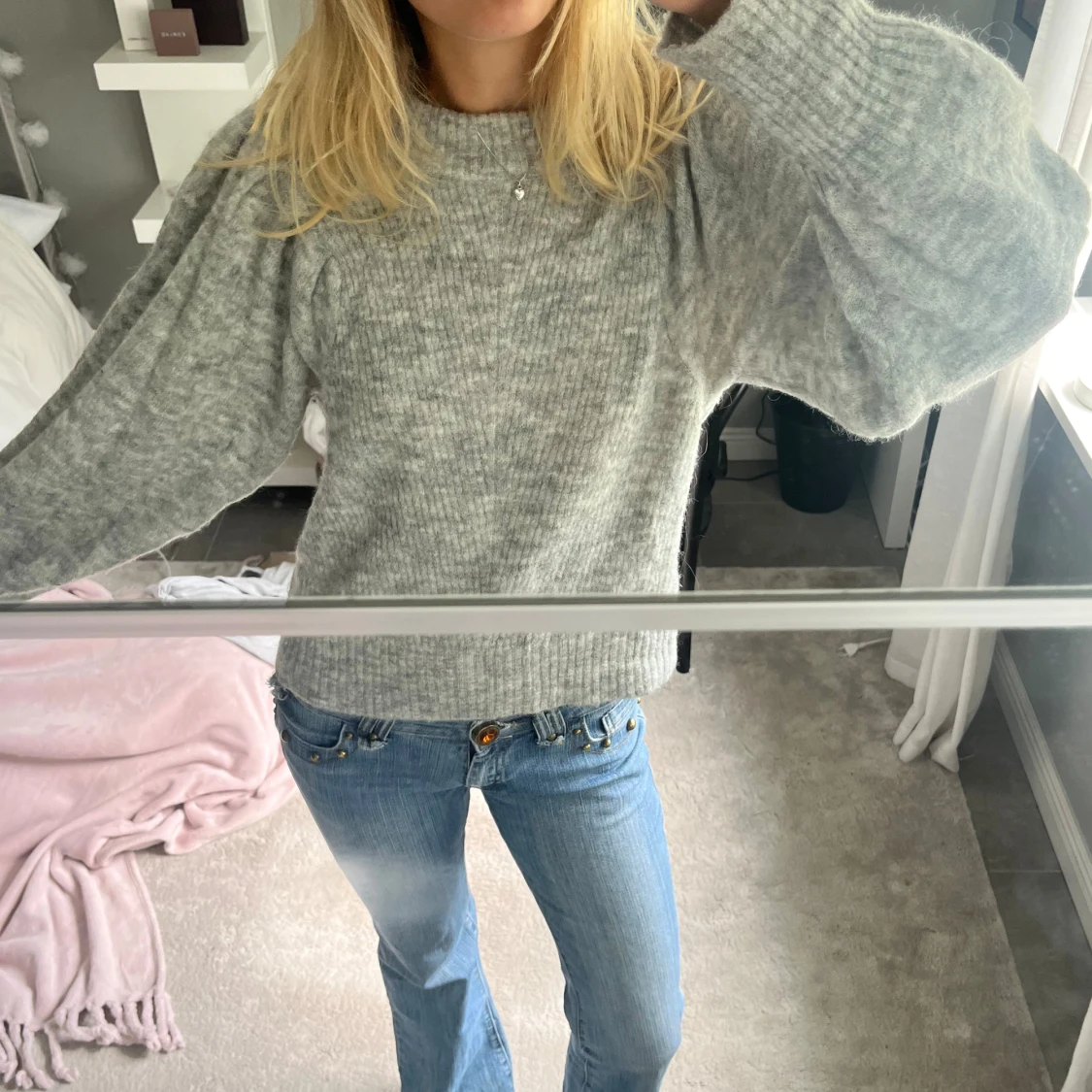 Grå stickad tröja från ICHI - 91