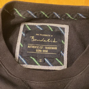 Bondelid - Säljer denna tröjan, använda några gånger. Ish 10 pris kan diskuteras.