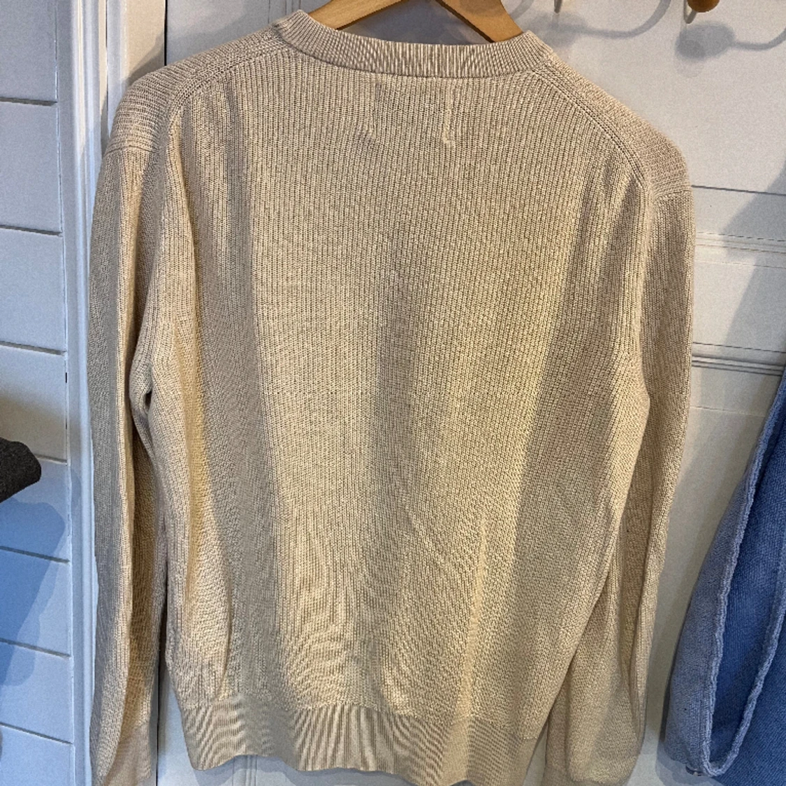 Beige stickad tröja  - 91