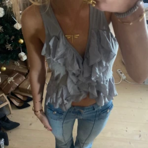 Topp - SUPER snygg, tryck gärna köp nu❣️❣️🙏🏽