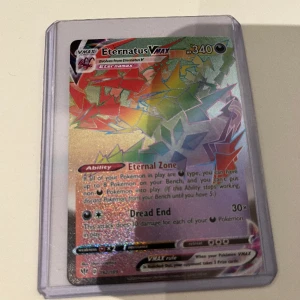 Pokémon  - Säljer mitt extra rare rainbow Pokémon kort Bra förvarat inga repor eller något  Pris kan diskuteras 