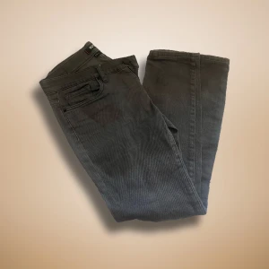 BDG mid rise byxor - ej använd, i fint skick.