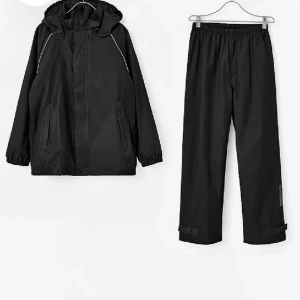 Svarta regnkläder - Ej används