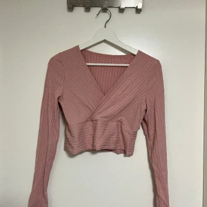 Tröja - Använd fåtal ggr, Mer som en S