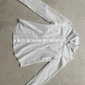 Skjorta - Snygga skjorta❤️ Pris kan diskuteras!