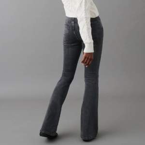 Low waist bootcut tall jeans från Gina tricot💕 storlek 36, knappt använda 
