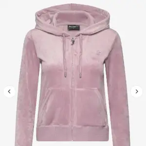 Jätte fint rosa set från juicy couture! Strl xs i både byxa och tröja💘 nypris för tröjan är 1300 och byxan 1200 men jag säljer båda för 1100💓 kan gå ned i pris vid snabbt köp. Knappt några defekter💞