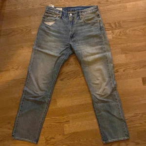 Levis 551z - Använda ett fåtal gånger, bra skick. Strl 30/32