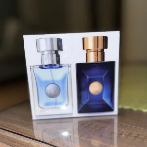 Versace Pour Homme & Dylan Blue - Båda helt nya och inplastade 30 ml var Hittade bara ny pris 500 var på notino  Inga byten! Fast pris!