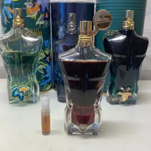 Säljer samples av Le Male Essence De Parfum Intense, en discontinued och väldigt sällsynt parfym som går för upp till 6000 (!) kr på eBay.  Pris: 1 ml: 30 kr 2 ml: 55 kr 5 ml: 115 kr Frakt på 20 kr. Köp på colognelover.com
