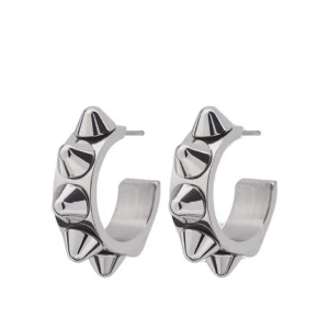 Edblad örhängen  - Populära nitörhängen från Edblad i nyskick! Använda fåtal gånger och används tyvärr inte❤️🌟Låsningarna är i gummi