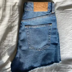 Super söta jeans shorts som är perfekta nu till sommaren💌