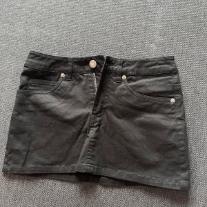 Svart jeans kjol - Svart jeans kjol