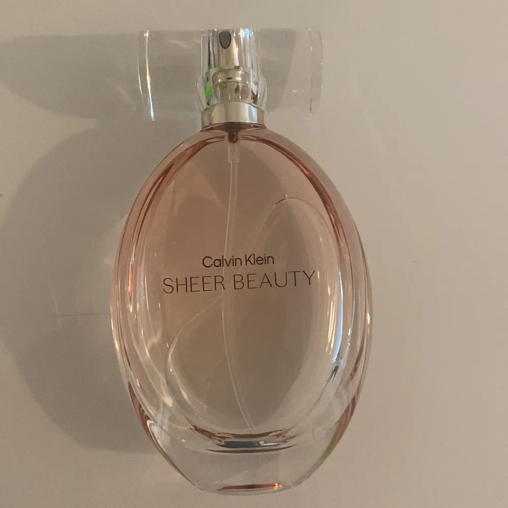 Helt ny parfym från Calvin Klein!💗. Övrigt.