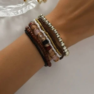 Bohemian bracelets - Bohemian bracelets. Köpt i butik, Inte handgjorda🤍