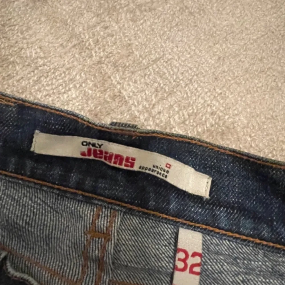 Dem är för små för mig jeansen är dock så snygga på 😪. Jeans & Byxor.