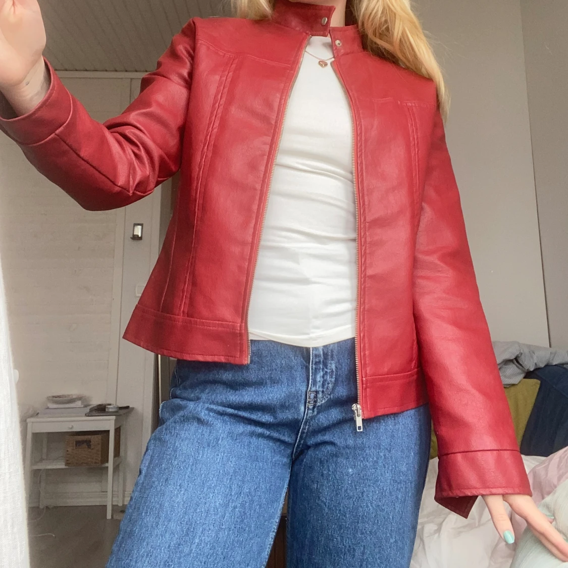 Röd skinnjacka  - 93